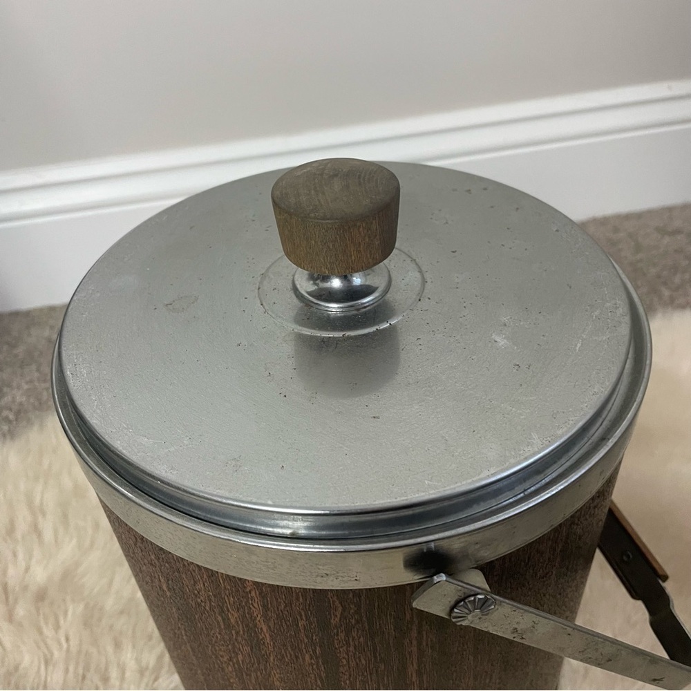 Kromex Vintage Mid Century Modern Faux Wood Ice Bucket - Picture 2 of 4